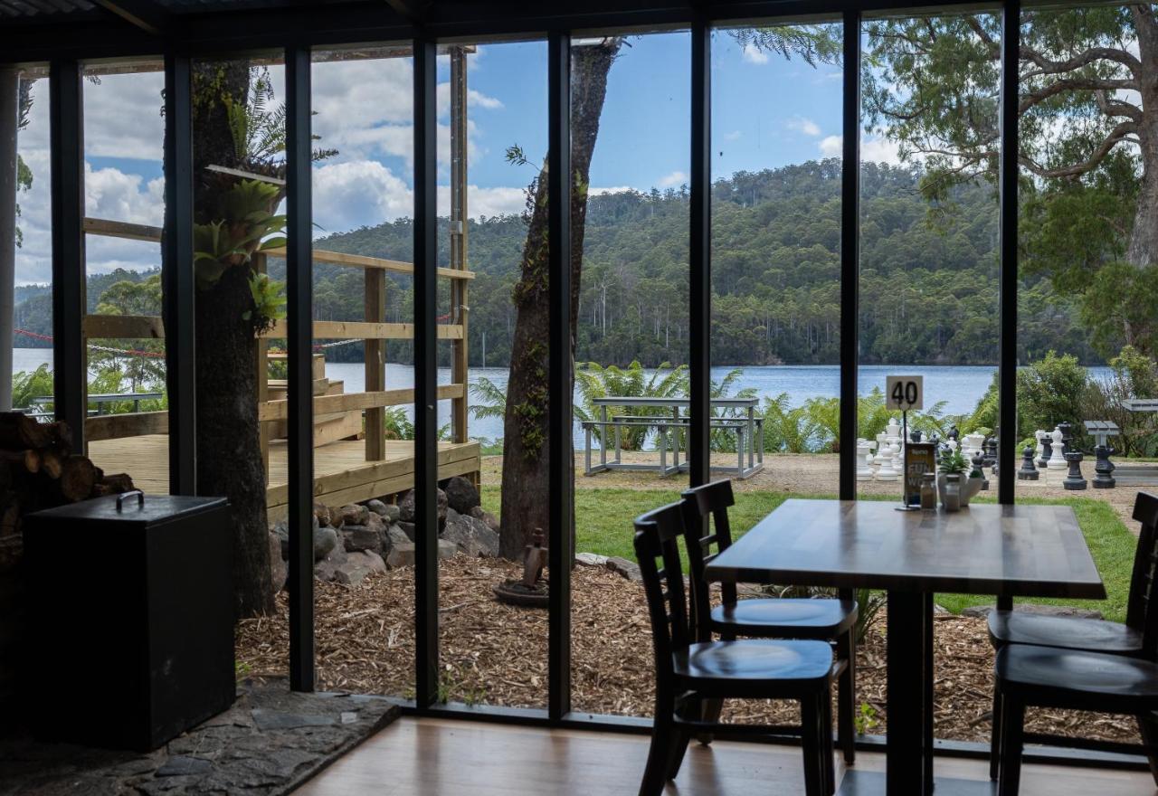 Tullah Lakeside Lodge Exterior photo