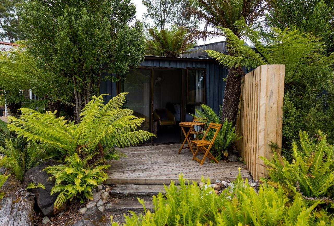 Tullah Lakeside Lodge Exterior photo